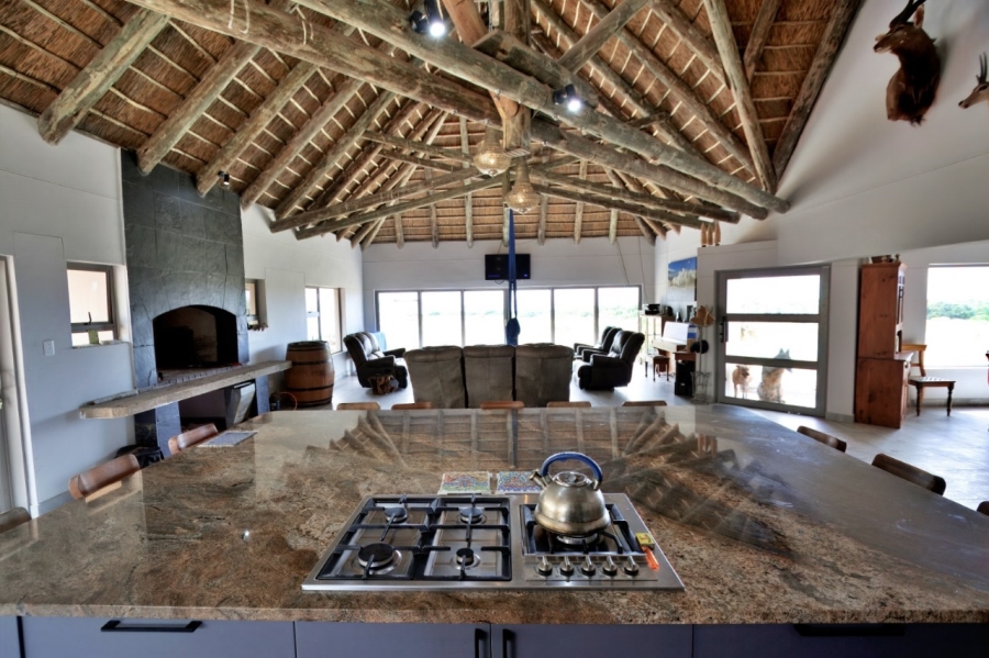 4 Bedroom Property for Sale in Stilbaai Wes Western Cape